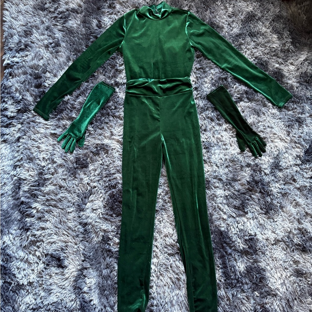 Fashion Nova 2 Piece Velvet Set With Gloves - Emerald Green - Size Small